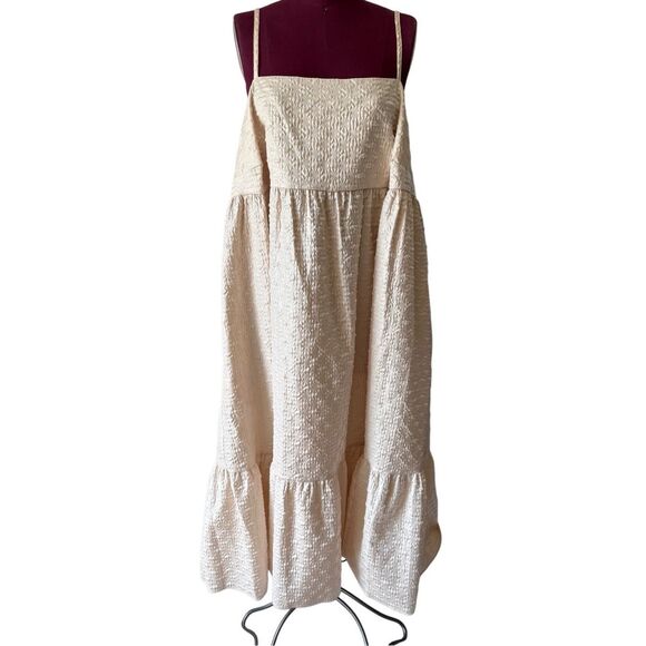 Kika Vargas Textured Empire Waist Midi Dress size 1X Cream Sleeveless - Picture 3 of 11